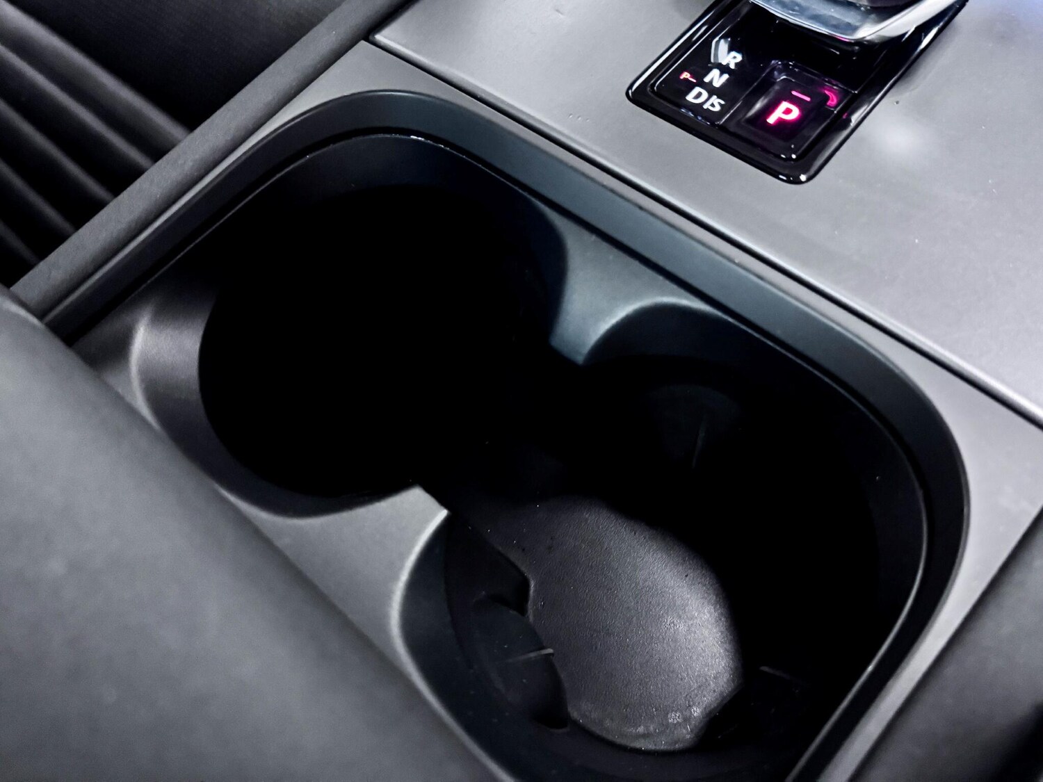 Used Land Rover Discovery Sport 2024 for sale - 77306143: Photo 31