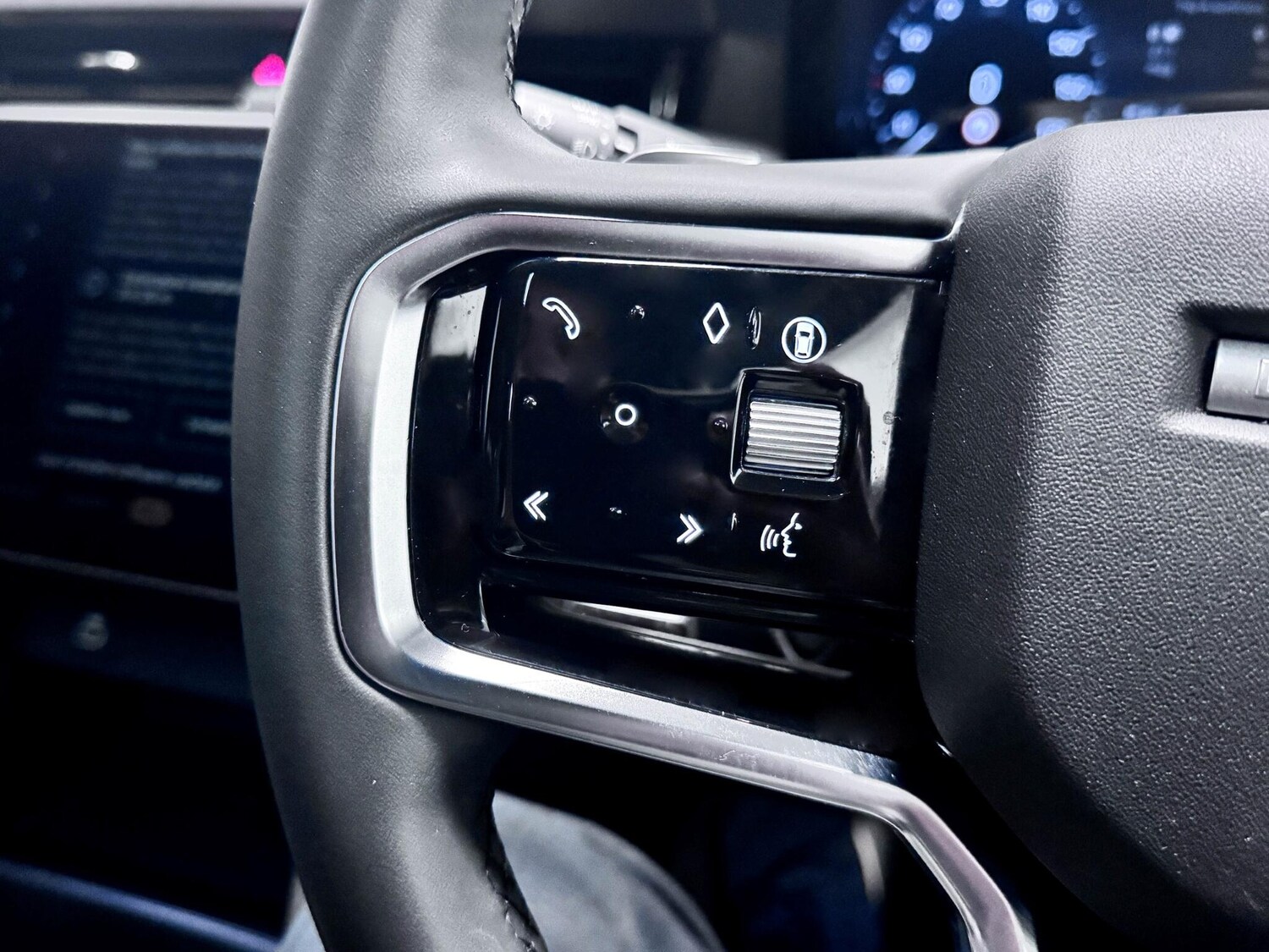 Used Land Rover Discovery Sport 2024 for sale - 77306143: Photo 36