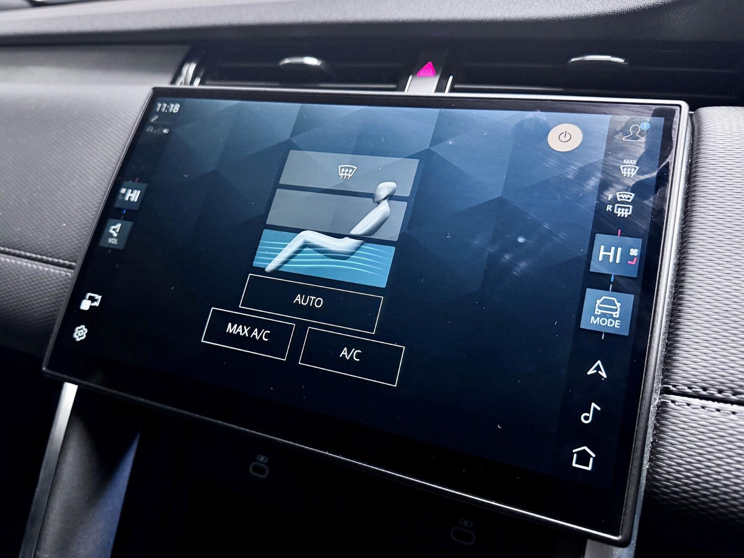 Used Land Rover Discovery Sport 2024 for sale - 77306143: Photo 44