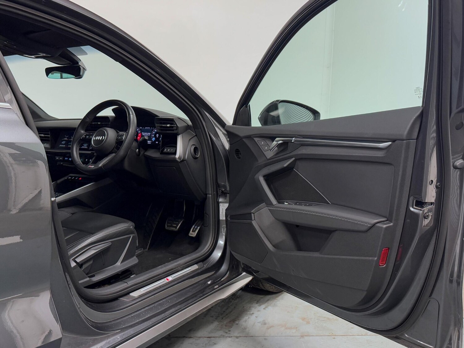 Used Audi A3 2023 for sale - 76260102: Photo 13