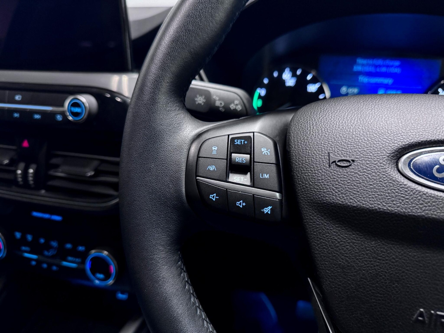 Used Ford Kuga 2020 for sale - 76727503: Photo 35