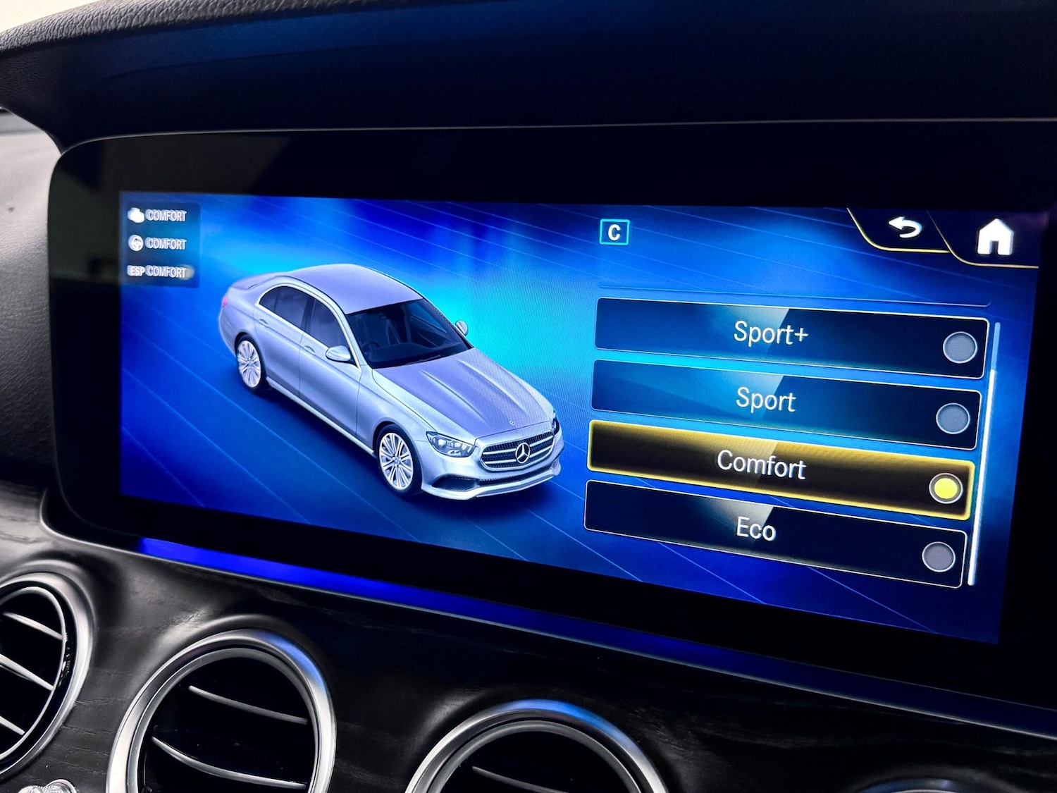 Used Mercedes-Benz E Class 2022 for sale - 76887346: Photo 51