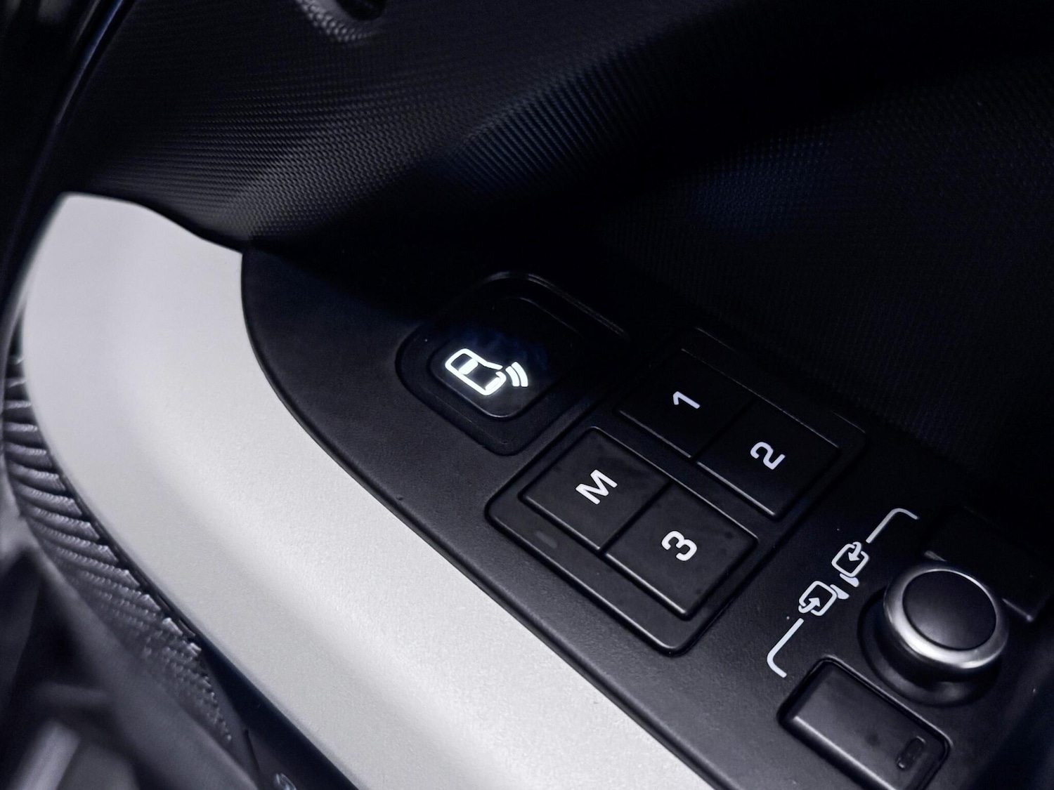 Used Land Rover Defender 110 2021 for sale - 76701158: Photo 17