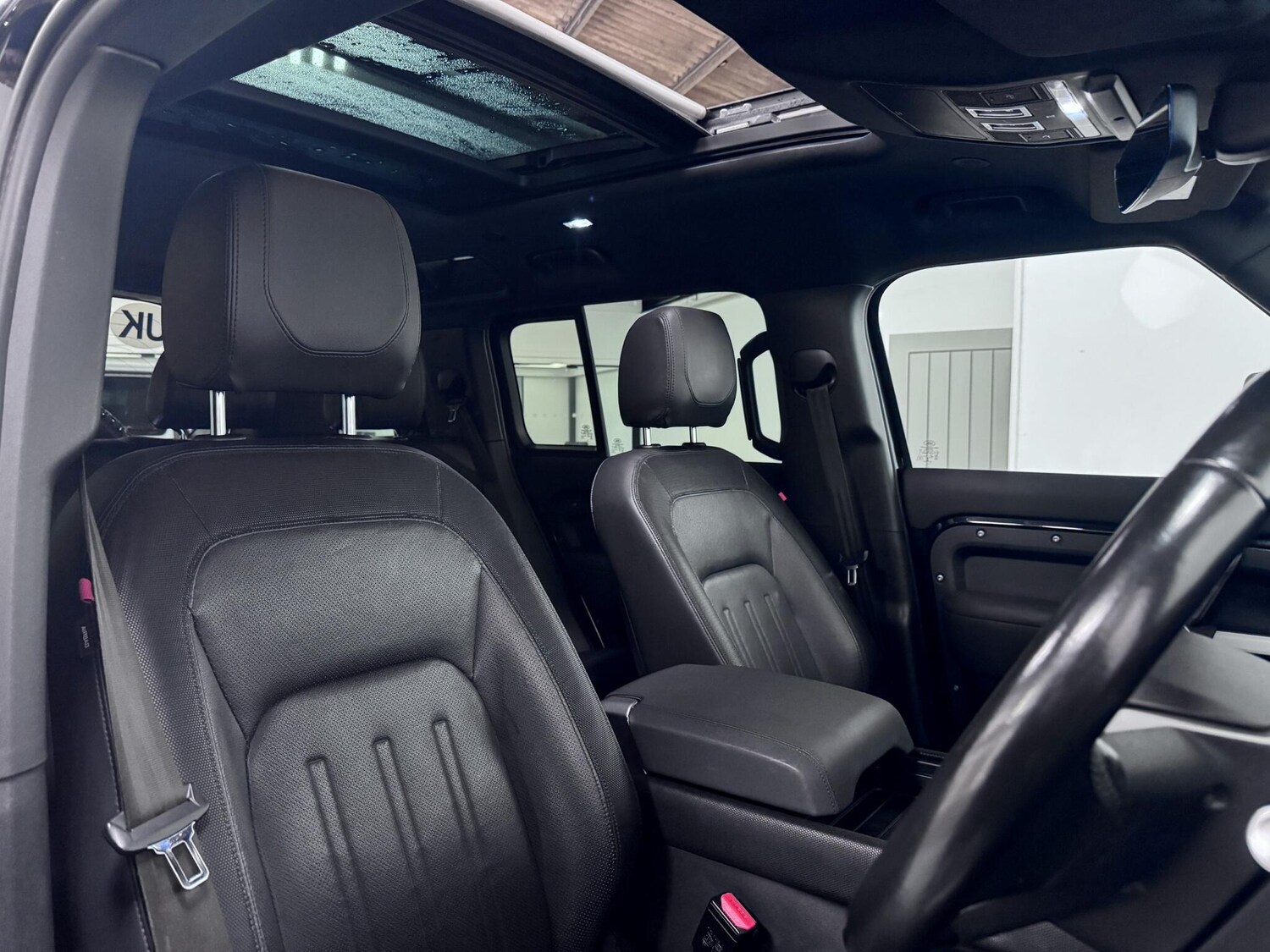 Used Land Rover Defender 110 2021 for sale - 76701158: Photo 24