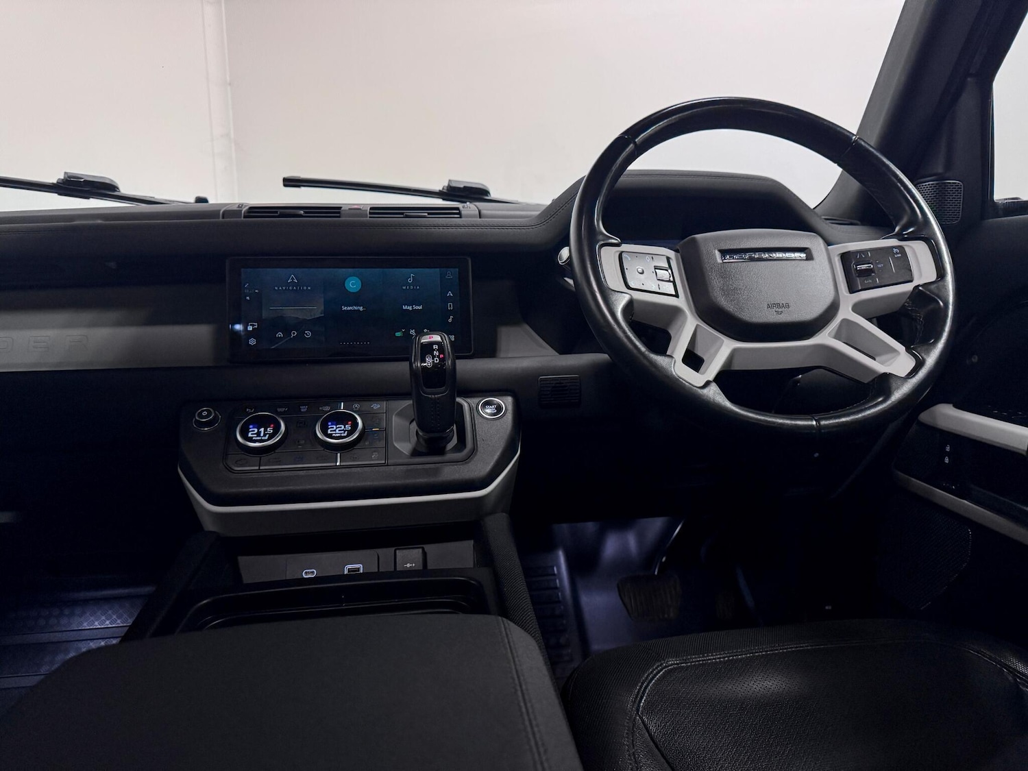 Used Land Rover Defender 110 2021 for sale - 76701158: Photo 36