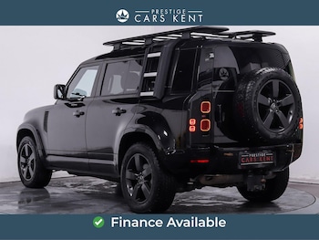 Used Land Rover Defender 110 2021 for sale - 76701158: Photo