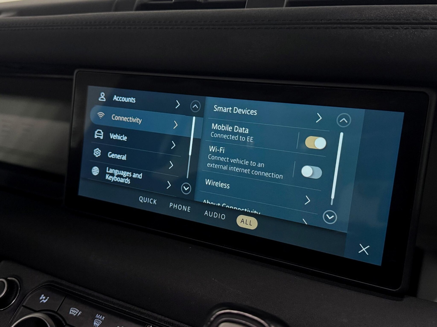 Used Land Rover Defender 110 2021 for sale - 76701158: Photo 46