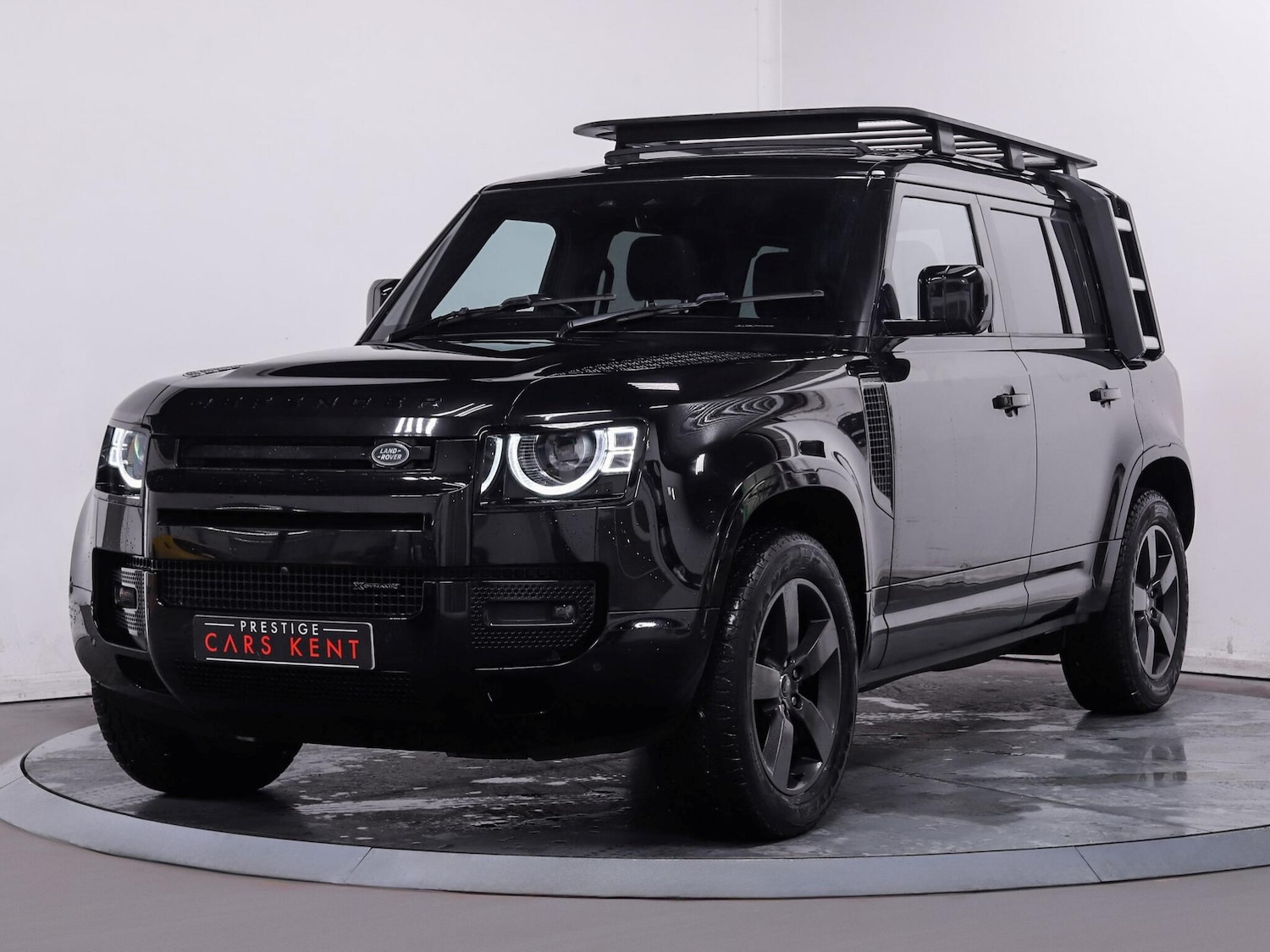 Used Land Rover Defender 110 2021 for sale - 76701158: Photo 6