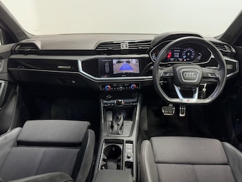 Used Audi Q3 2021 for sale - 76041841: Photo 2