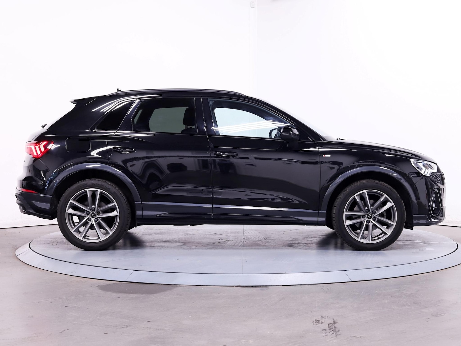 Used Audi Q3 2021 for sale - 76041841: Photo 8