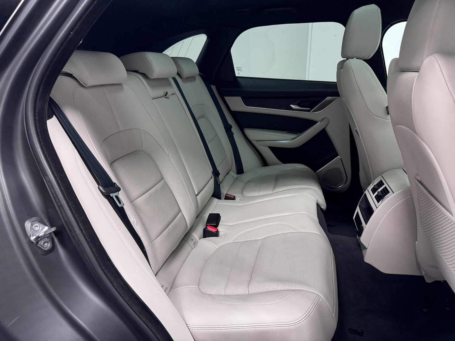 Used Jaguar F-Pace 2022 for sale - 75756571: Photo 24