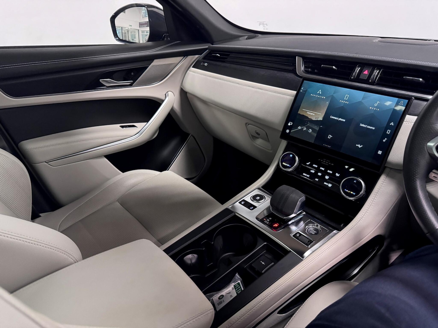 Used Jaguar F-Pace 2022 for sale - 75756571: Photo 27