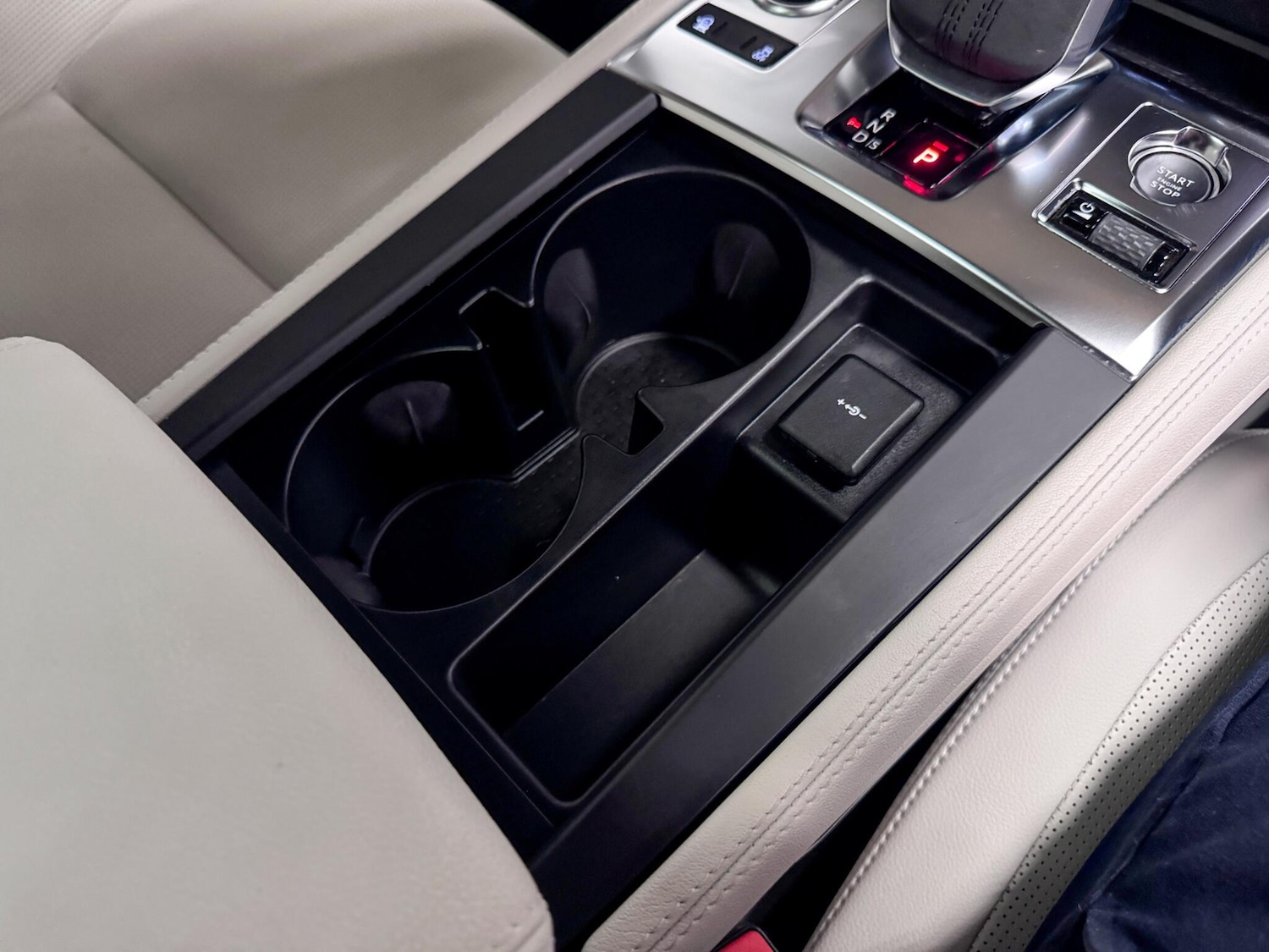 Used Jaguar F-Pace 2022 for sale - 75756571: Photo 29