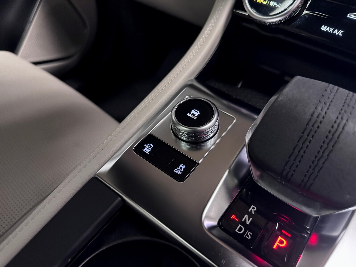 Used Jaguar F-Pace 2022 for sale - 75756571: Photo 32