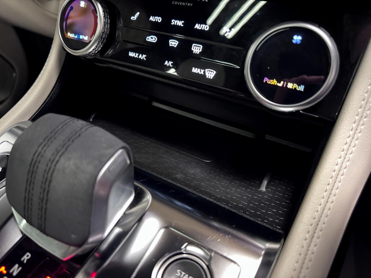 Used Jaguar F-Pace 2022 for sale - 75756571: Photo 33