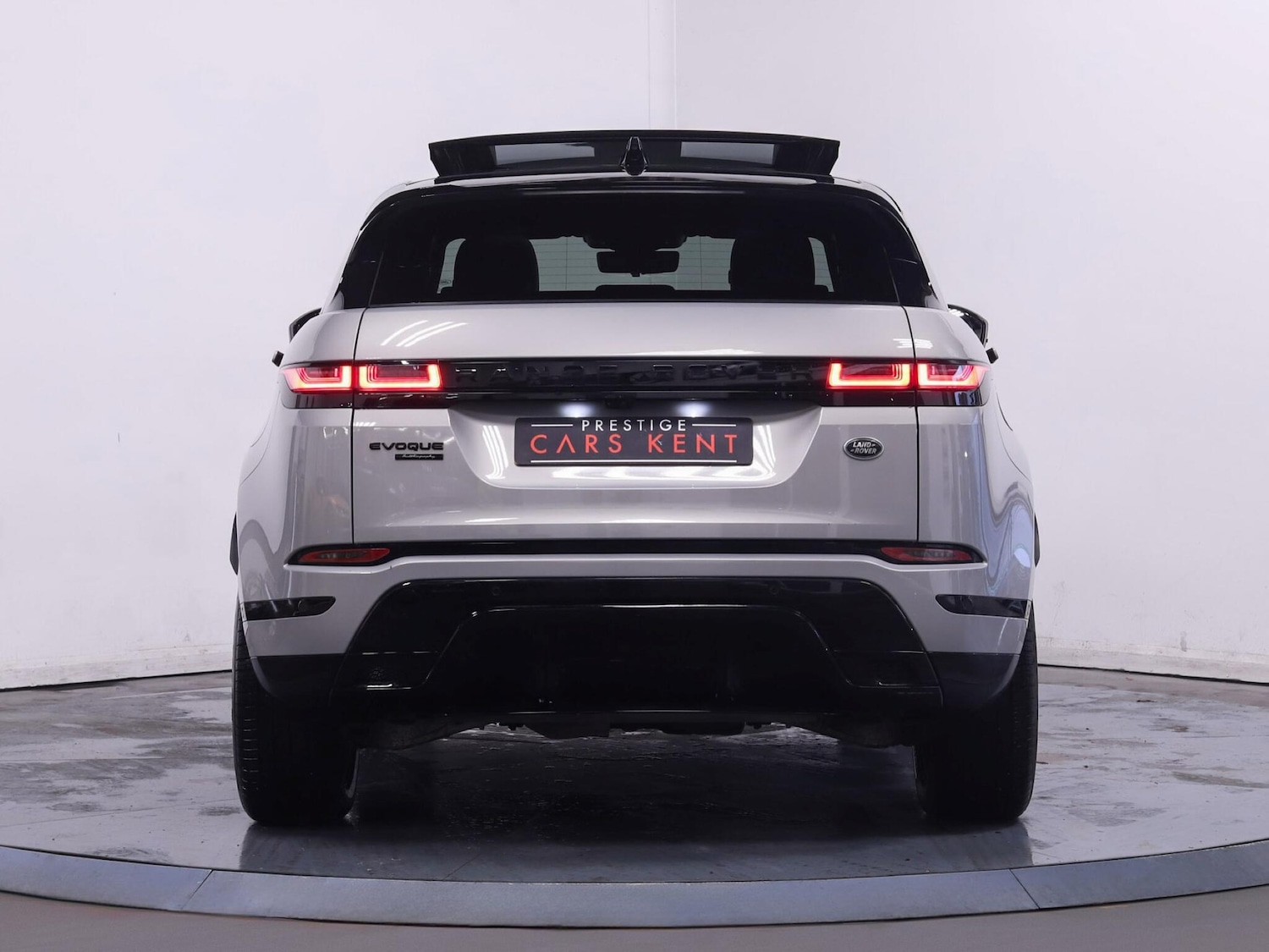 Used Land Rover Range Rover Evoque 2021 for sale - 76802137: Photo 11
