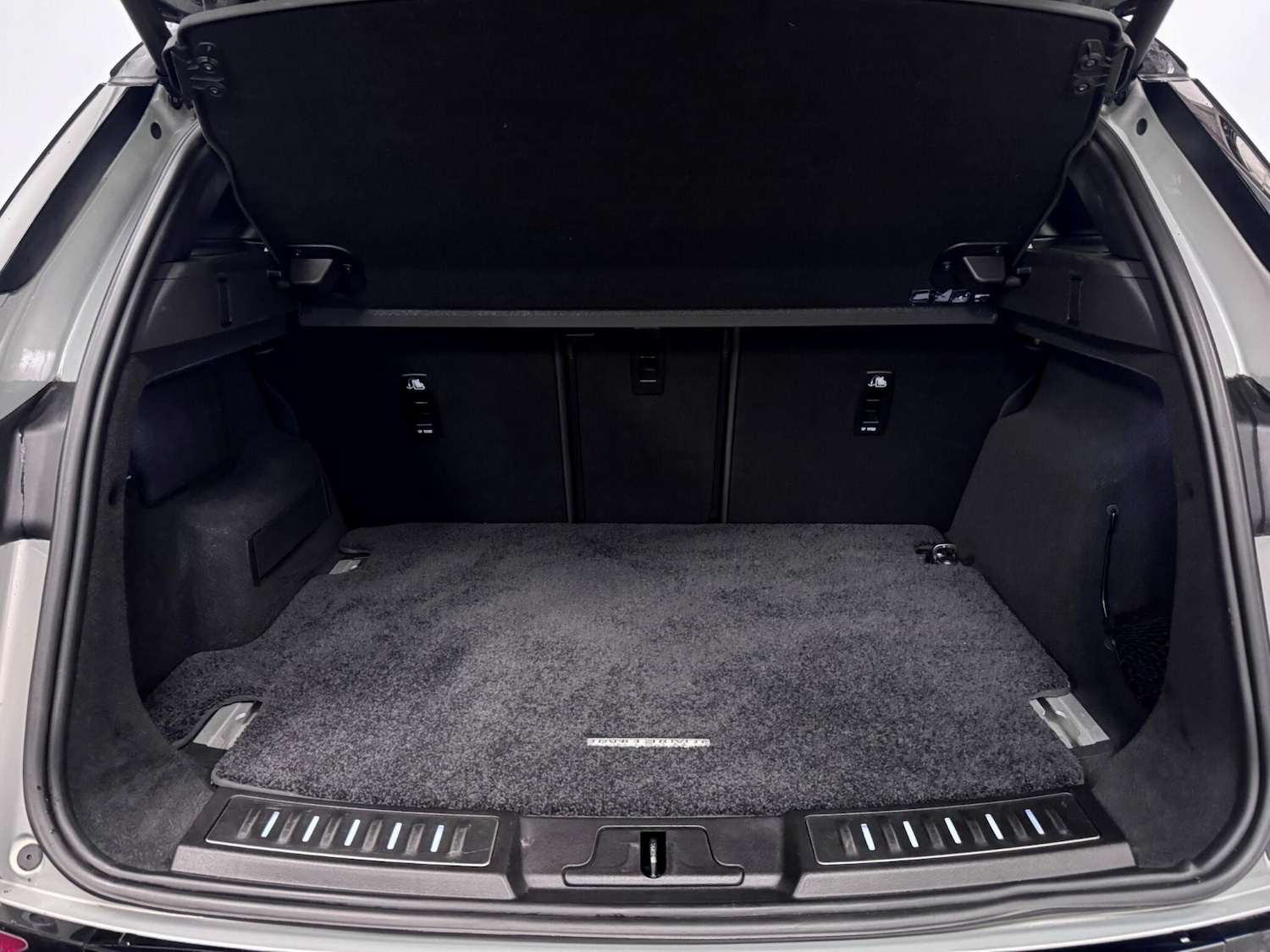 Used Land Rover Range Rover Evoque 2021 for sale - 76802137: Photo 12