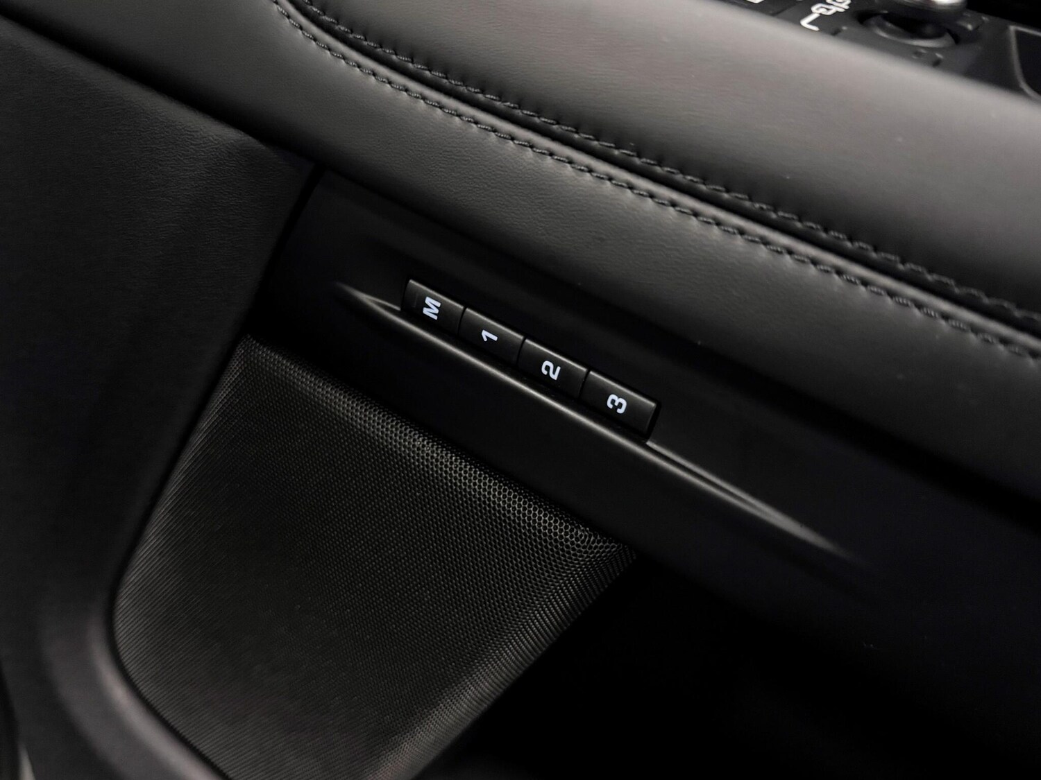 Used Land Rover Range Rover Evoque 2021 for sale - 76802137: Photo 18