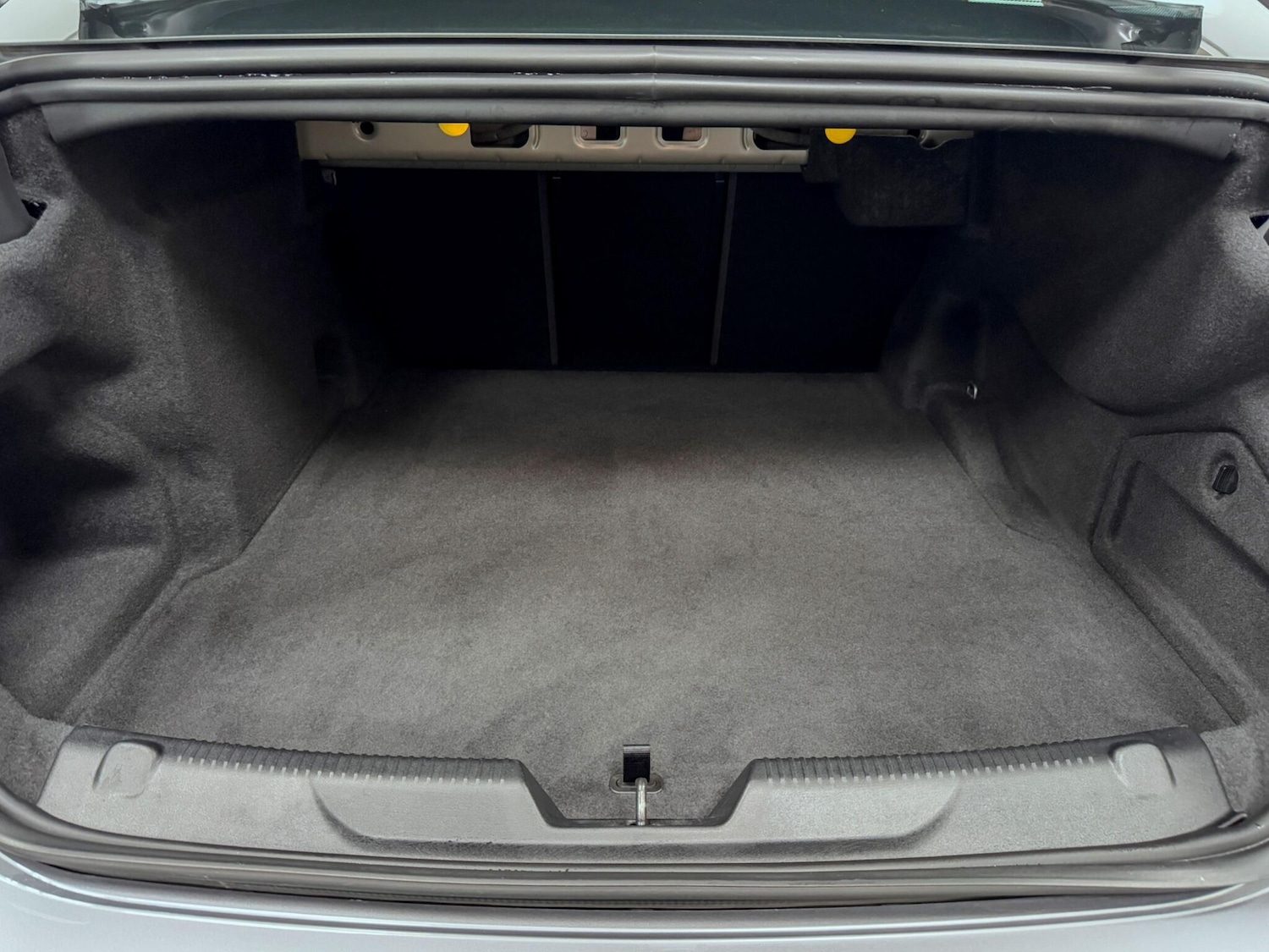 Used Jaguar XE 2022 for sale - 76041850: Photo 11