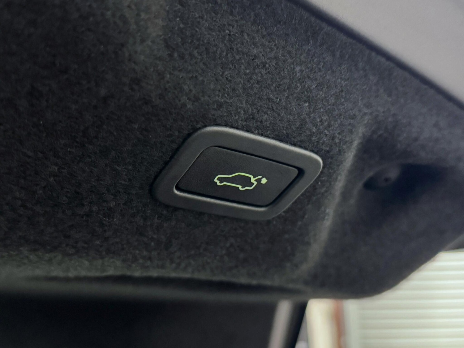 Used Jaguar XE 2022 for sale - 76041850: Photo 12