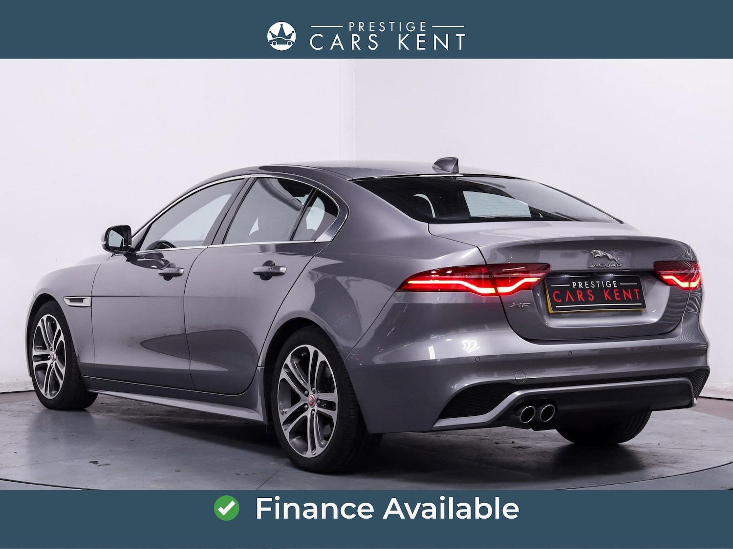 Used Jaguar XE 2022 for sale - 76041850: Photo 3