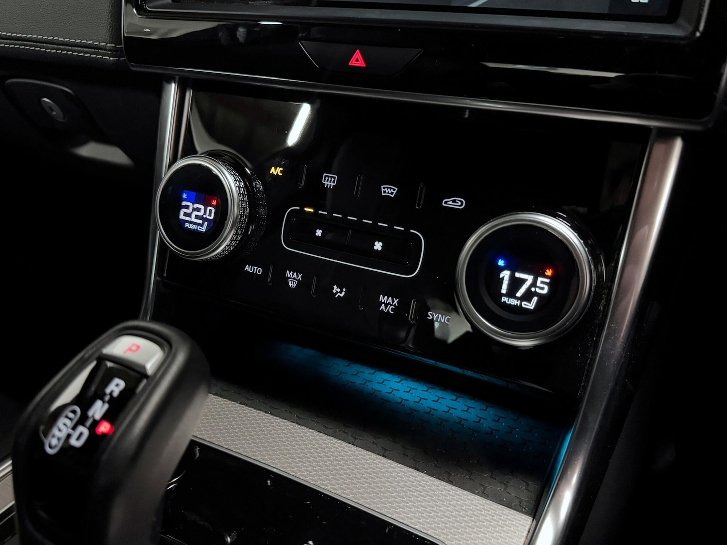 Used Jaguar XE 2022 for sale - 76041850: Photo 31