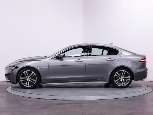 Used Jaguar XE 2022 for sale - 76041850: Photo 4