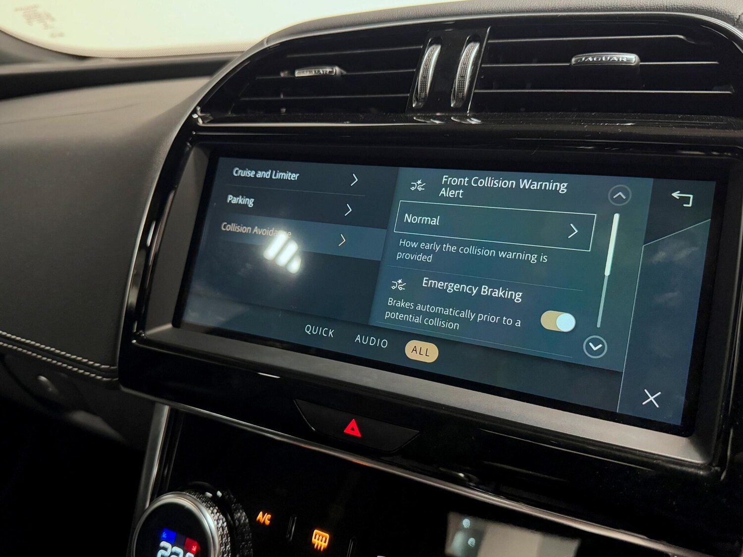 Used Jaguar XE 2022 for sale - 76041850: Photo 50