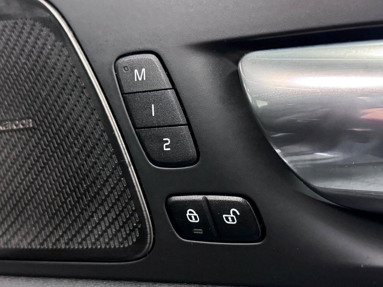 Used Volvo XC60 2023 for sale - 76409398: Photo 17