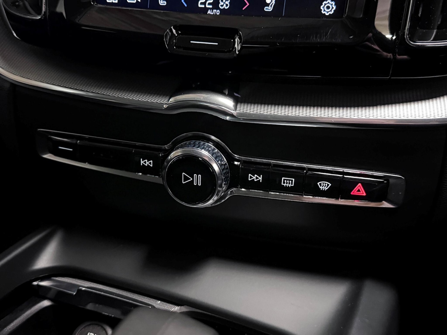 Used Volvo XC60 2023 for sale - 76409398: Photo 33