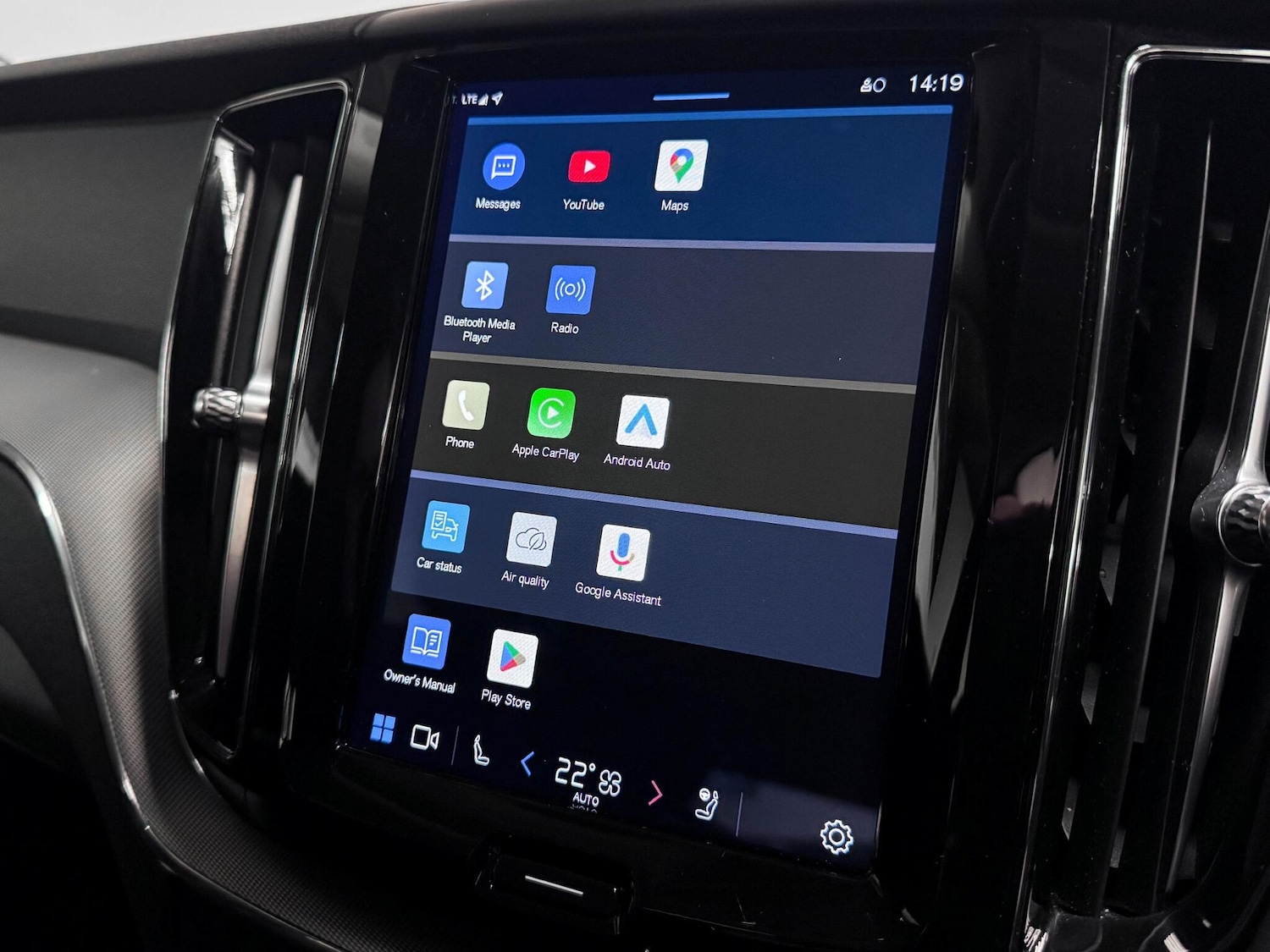 Used Volvo XC60 2023 for sale - 76409398: Photo 41