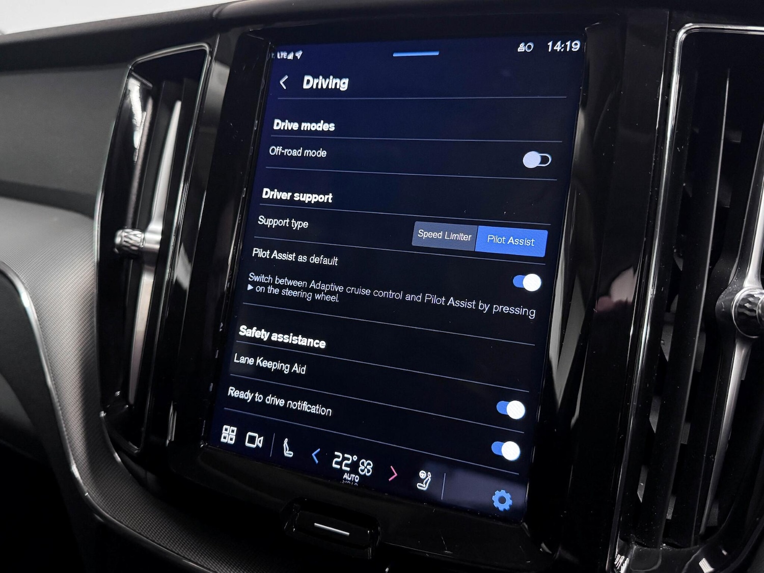 Used Volvo XC60 2023 for sale - 76409398: Photo 52