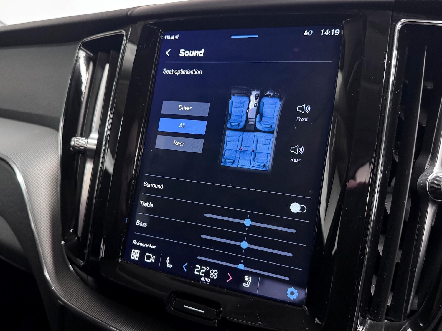 Used Volvo XC60 2023 for sale - 76409398: Photo 54