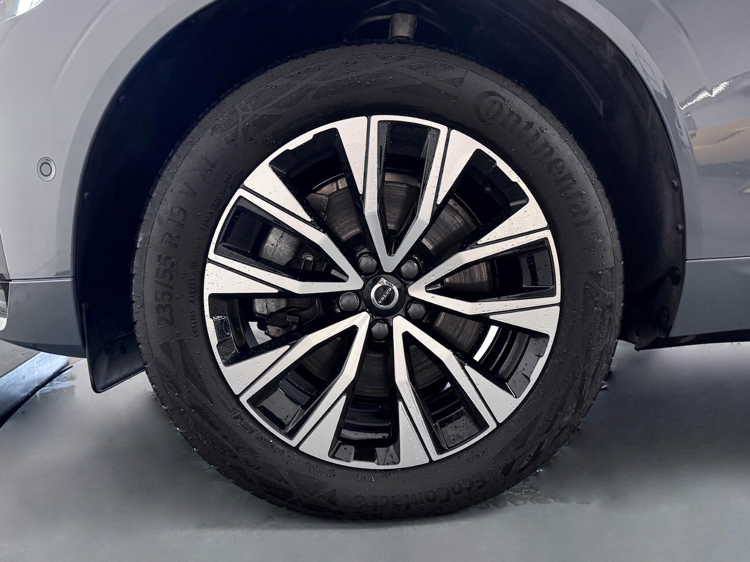 Used Volvo XC60 2023 for sale - 76409398: Photo 58