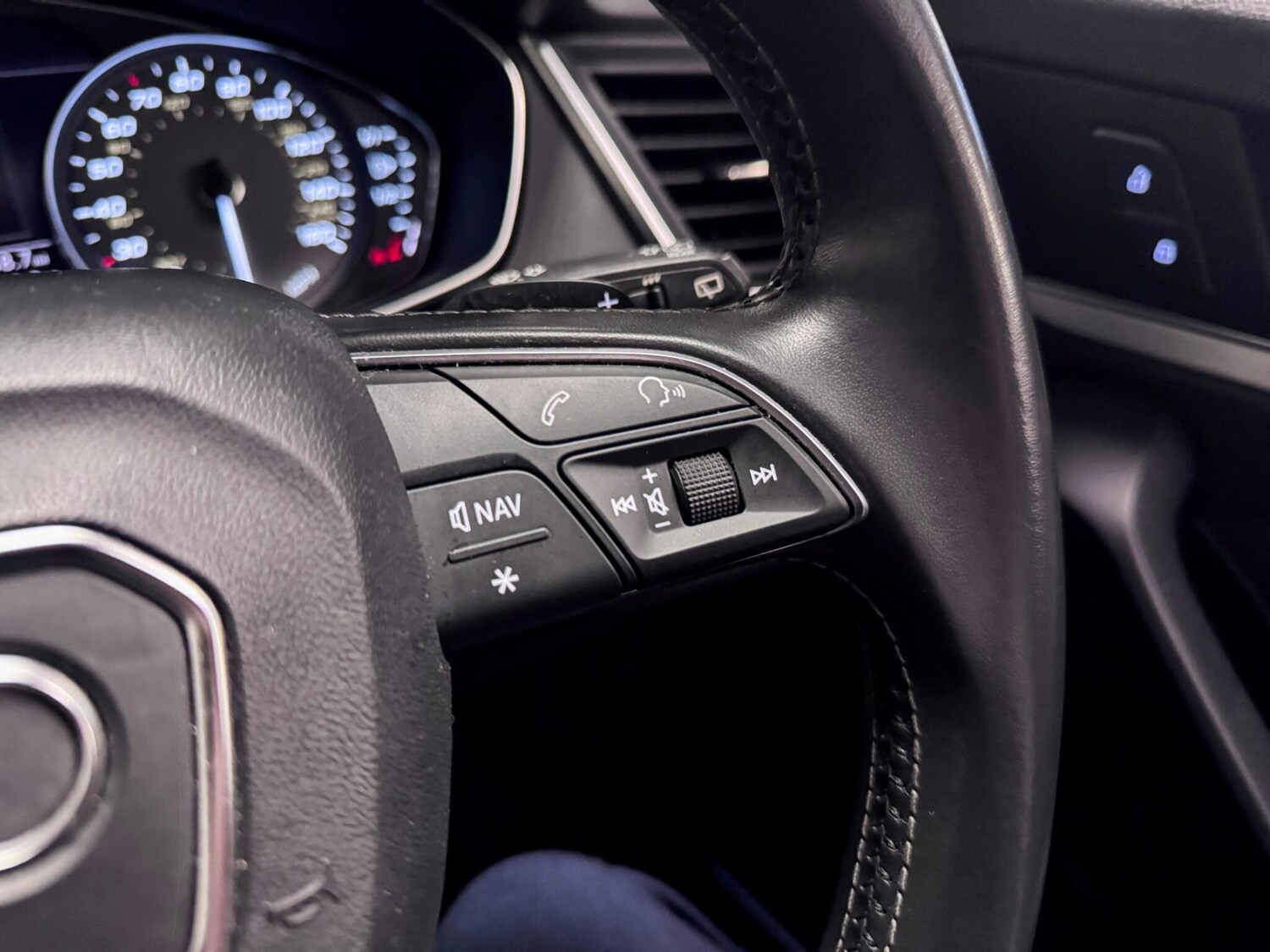 Used Audi SQ5 2018 for sale - 76802146: Photo 41