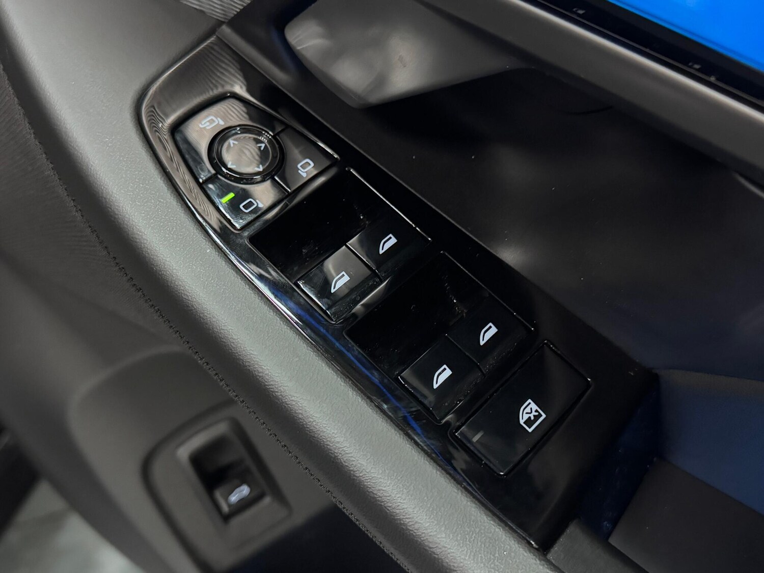 Used BMW 5 Series 2025 for sale - 76239018: Photo 16