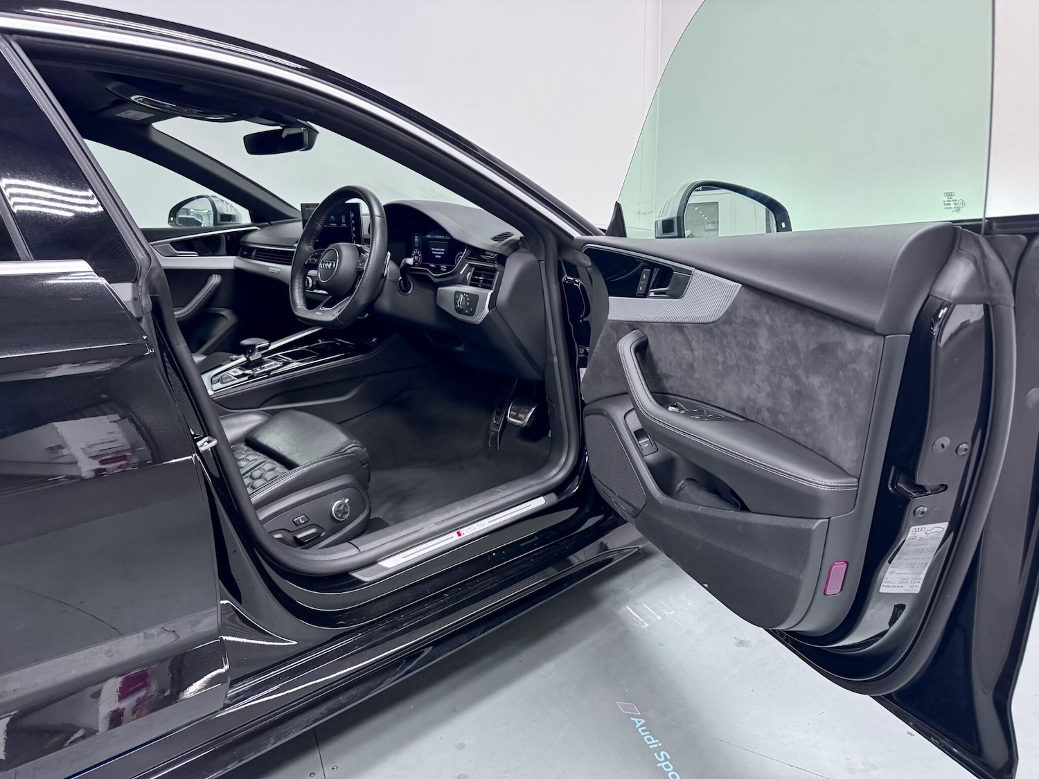 Used Audi RS5 2021 for sale - 77646425: Photo 18