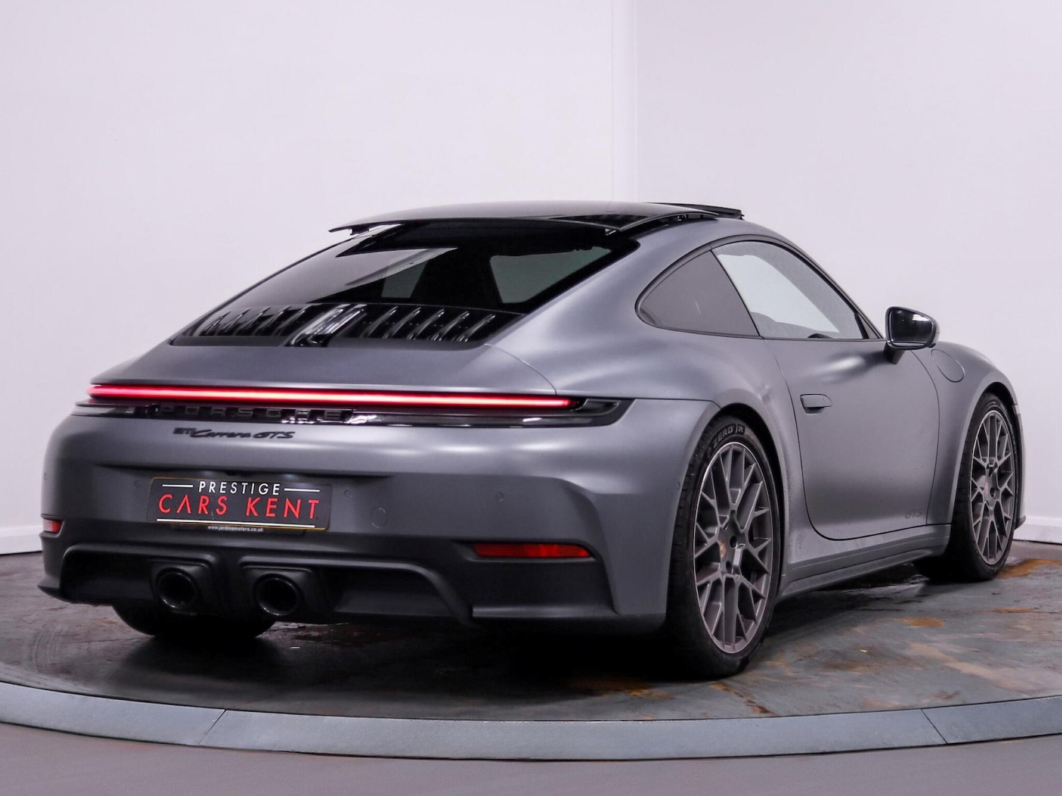 Used Porsche 911 2024 for sale - 77387535: Photo 12