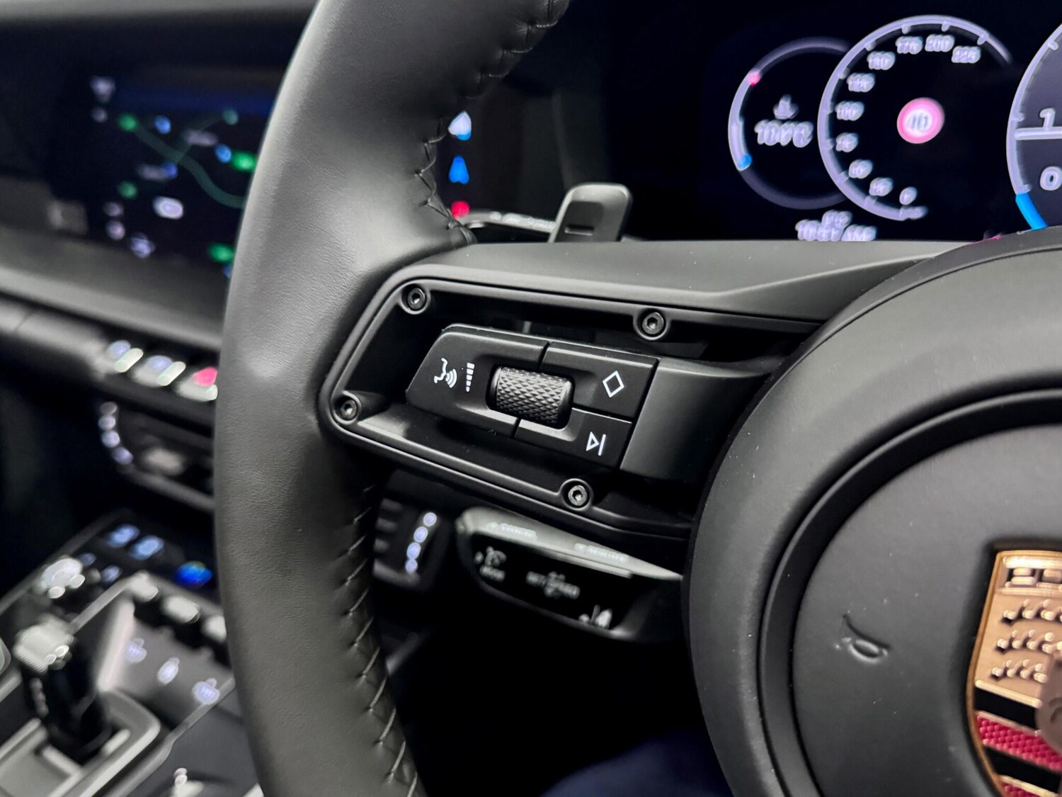 Used Porsche 911 2024 for sale - 77387535: Photo 37