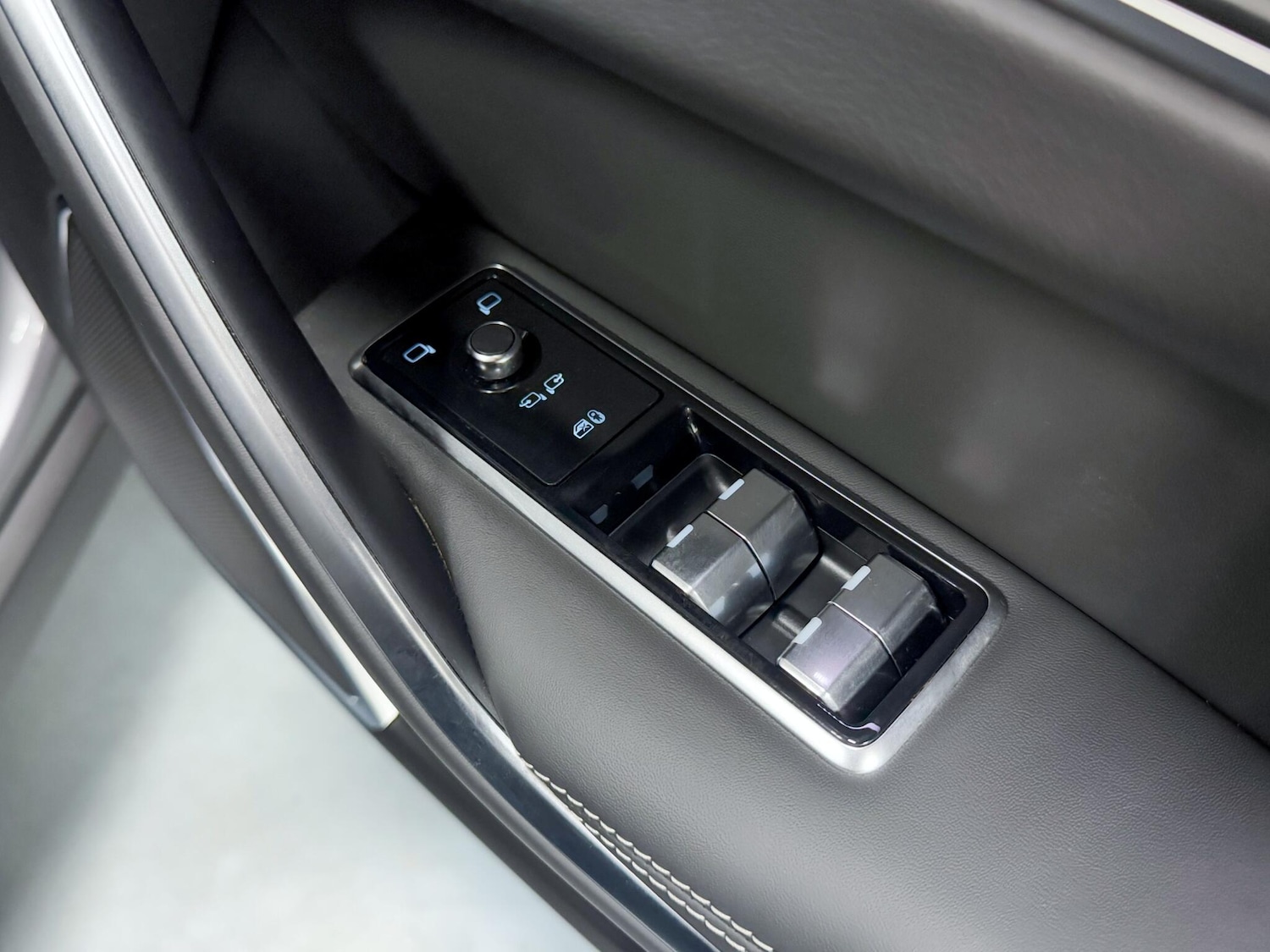 Used Jaguar F-Pace 2024 for sale - 75965586: Photo 18