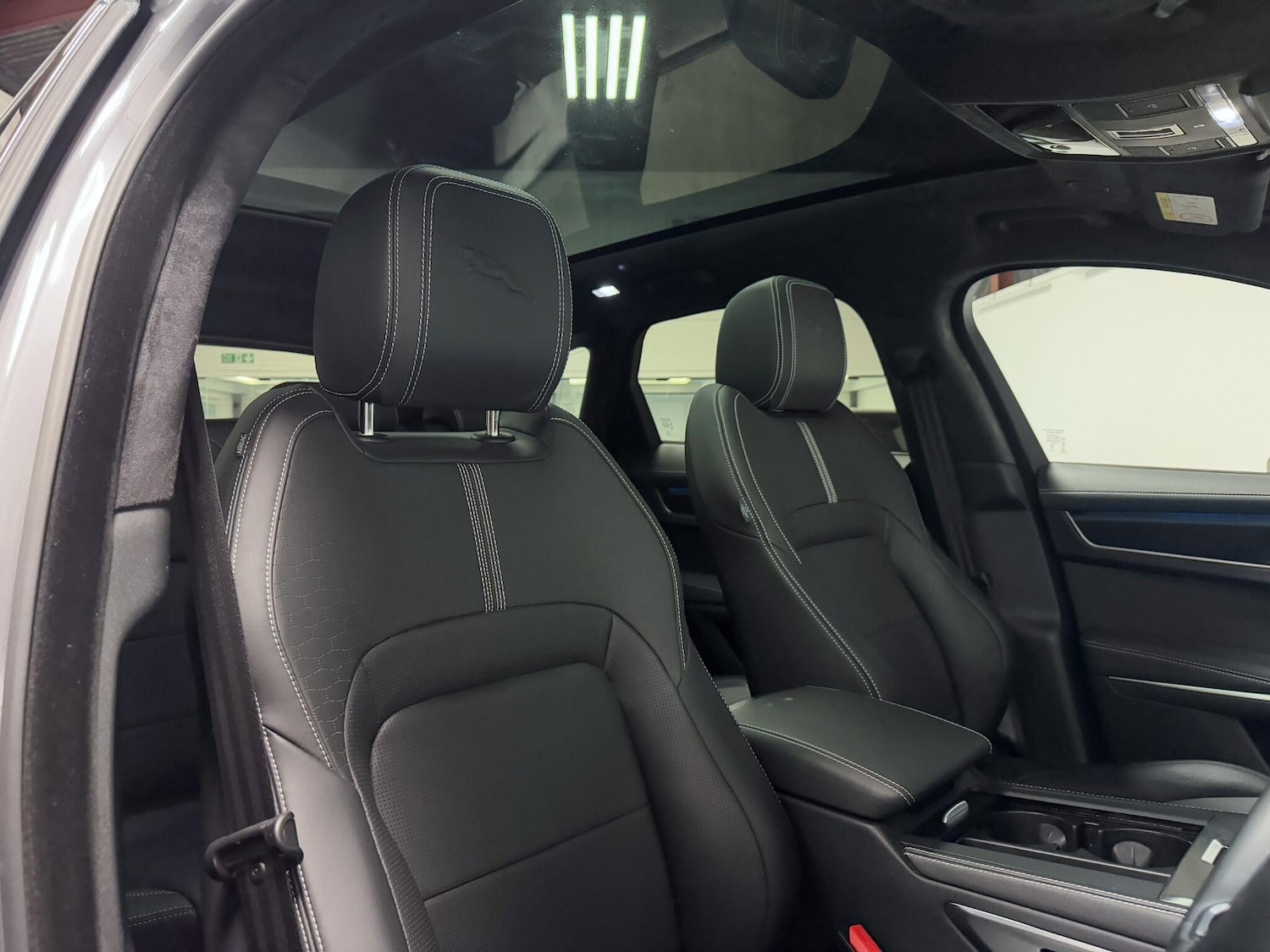 Used Jaguar F-Pace 2024 for sale - 75965586: Photo 24