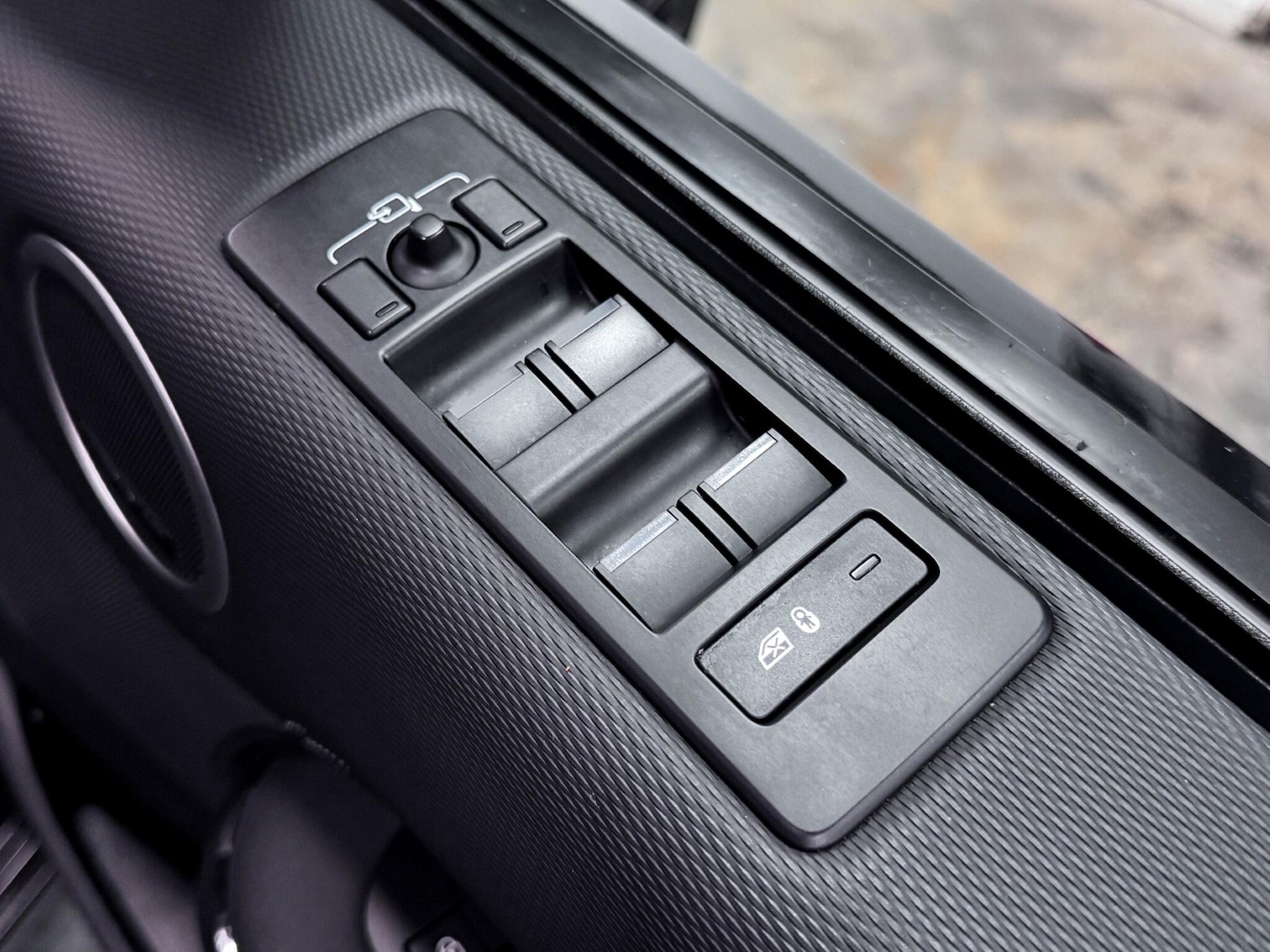 Used Land Rover Discovery 2023 for sale - 77598869: Photo 19