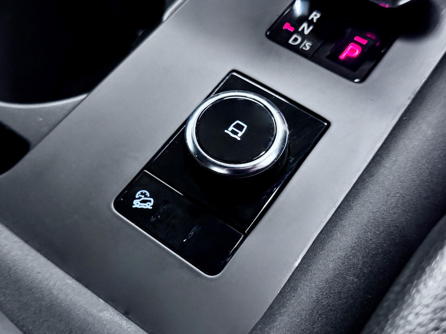 Used Land Rover Discovery 2023 for sale - 77598869: Photo 36