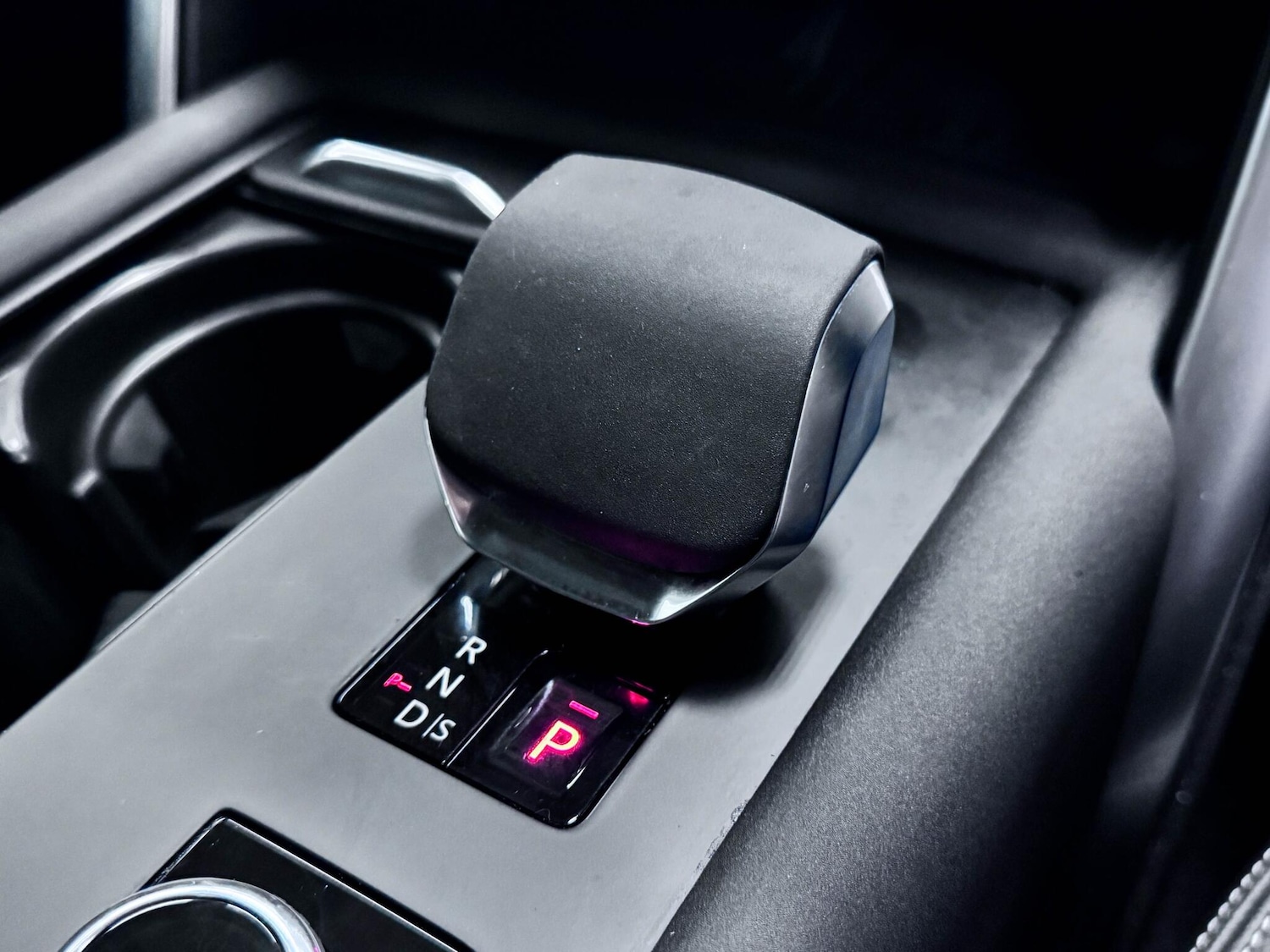 Used Land Rover Discovery 2023 for sale - 77598869: Photo 37