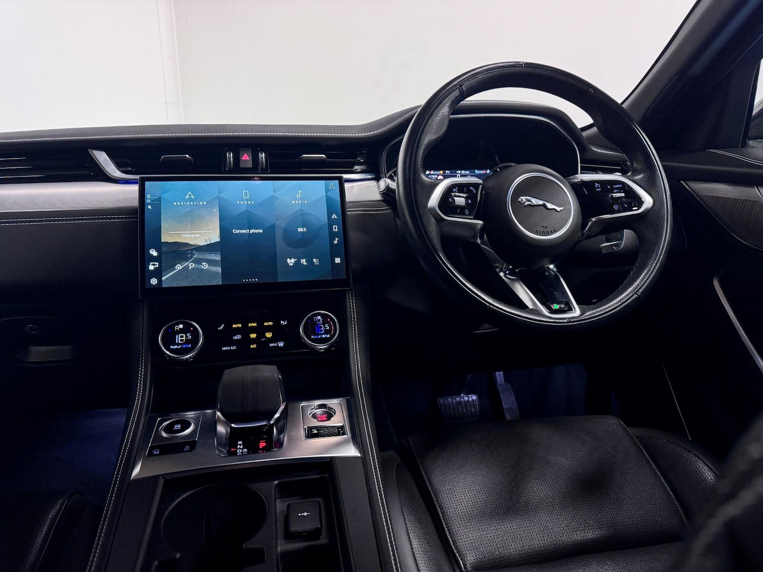 Used Jaguar F-Pace 2021 for sale - 77081861: Photo 31