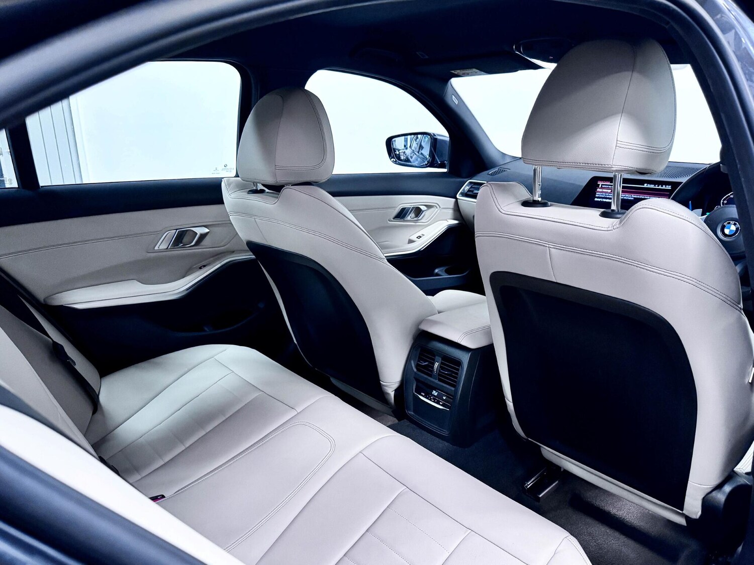 Used BMW 3 Series 2022 for sale - 77344746: Photo 21