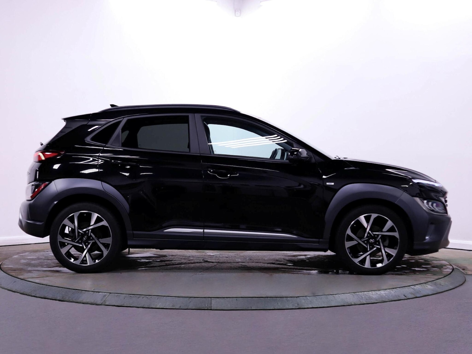 Used Hyundai KONA 2021 for sale - 77670420: Photo 8