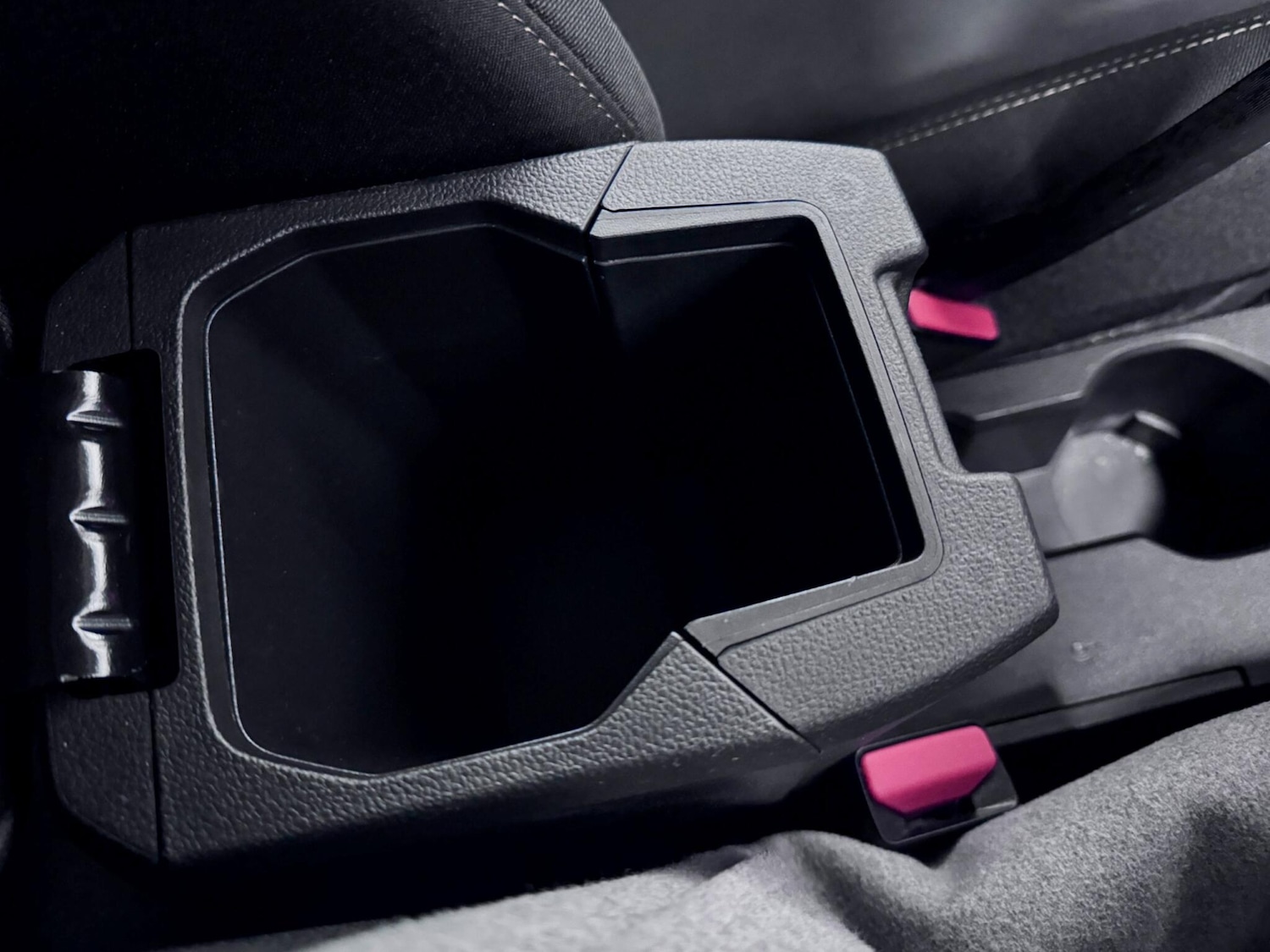 Used Dacia Jogger 2024 for sale - 76689916: Photo 23