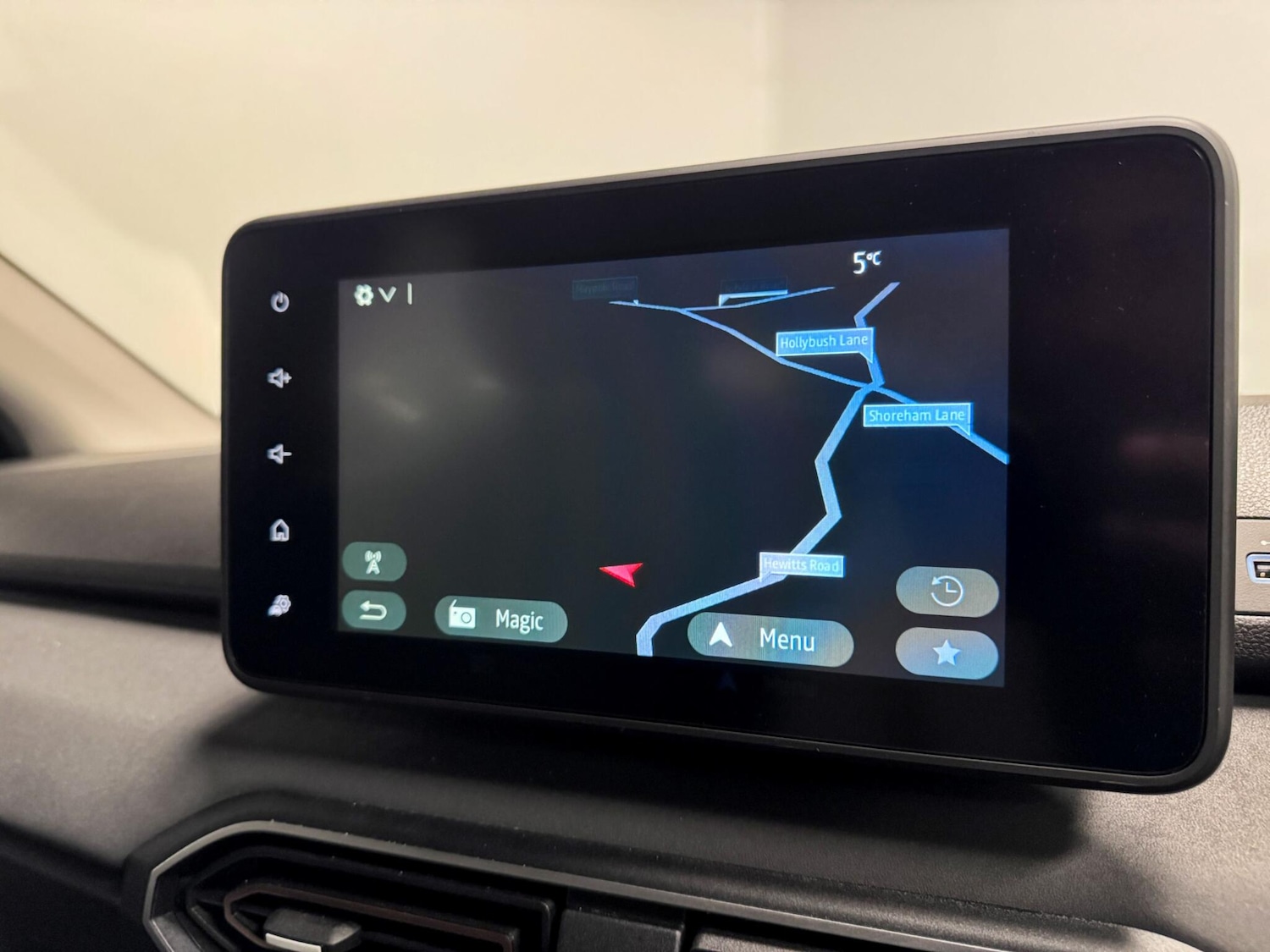 Used Dacia Jogger 2024 for sale - 76689916: Photo 33