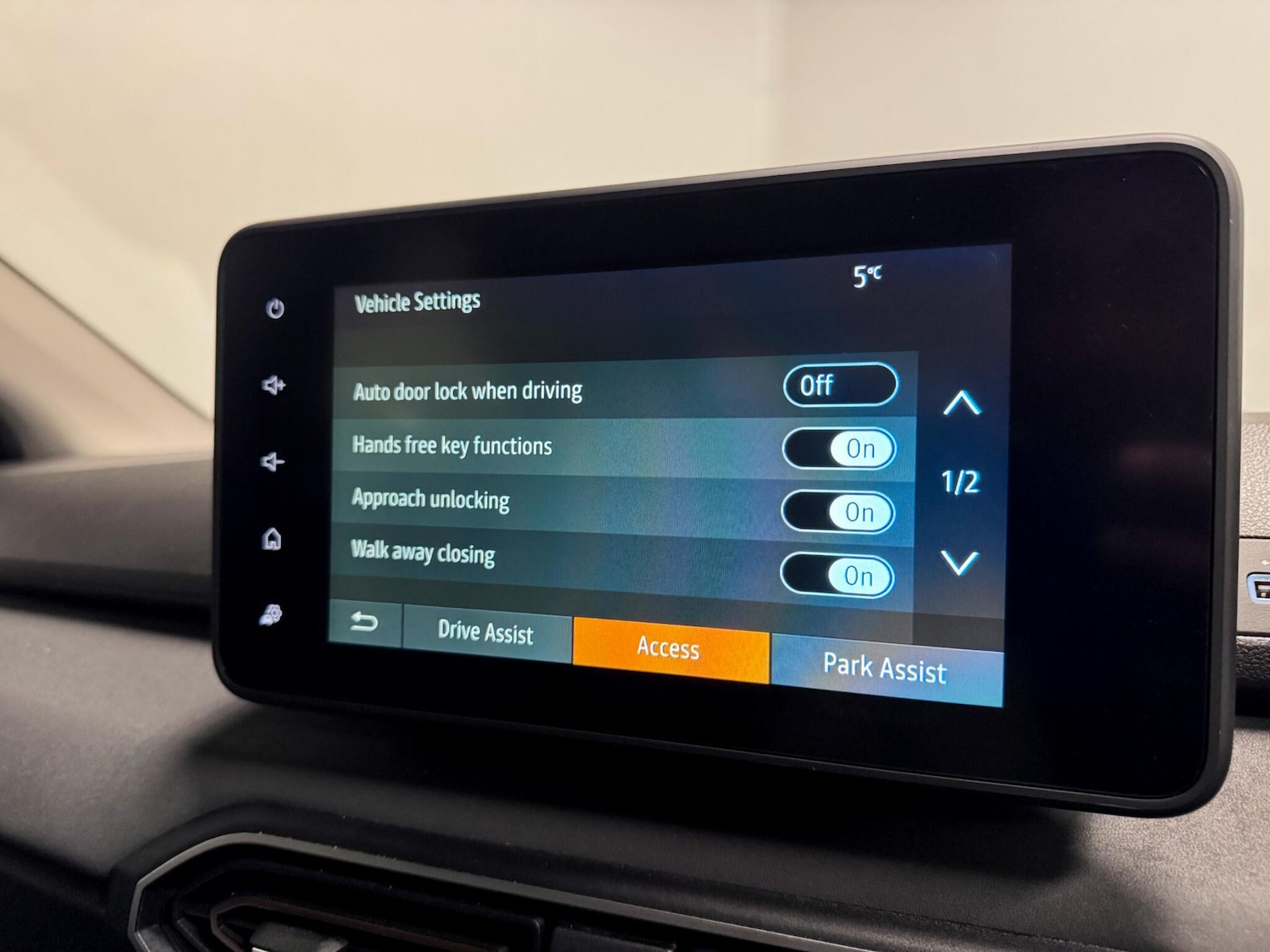 Used Dacia Jogger 2024 for sale - 76689916: Photo 39